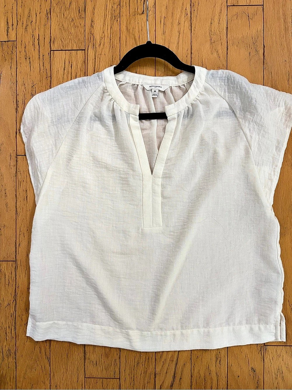 Banana Republic White Blouse Size Medium